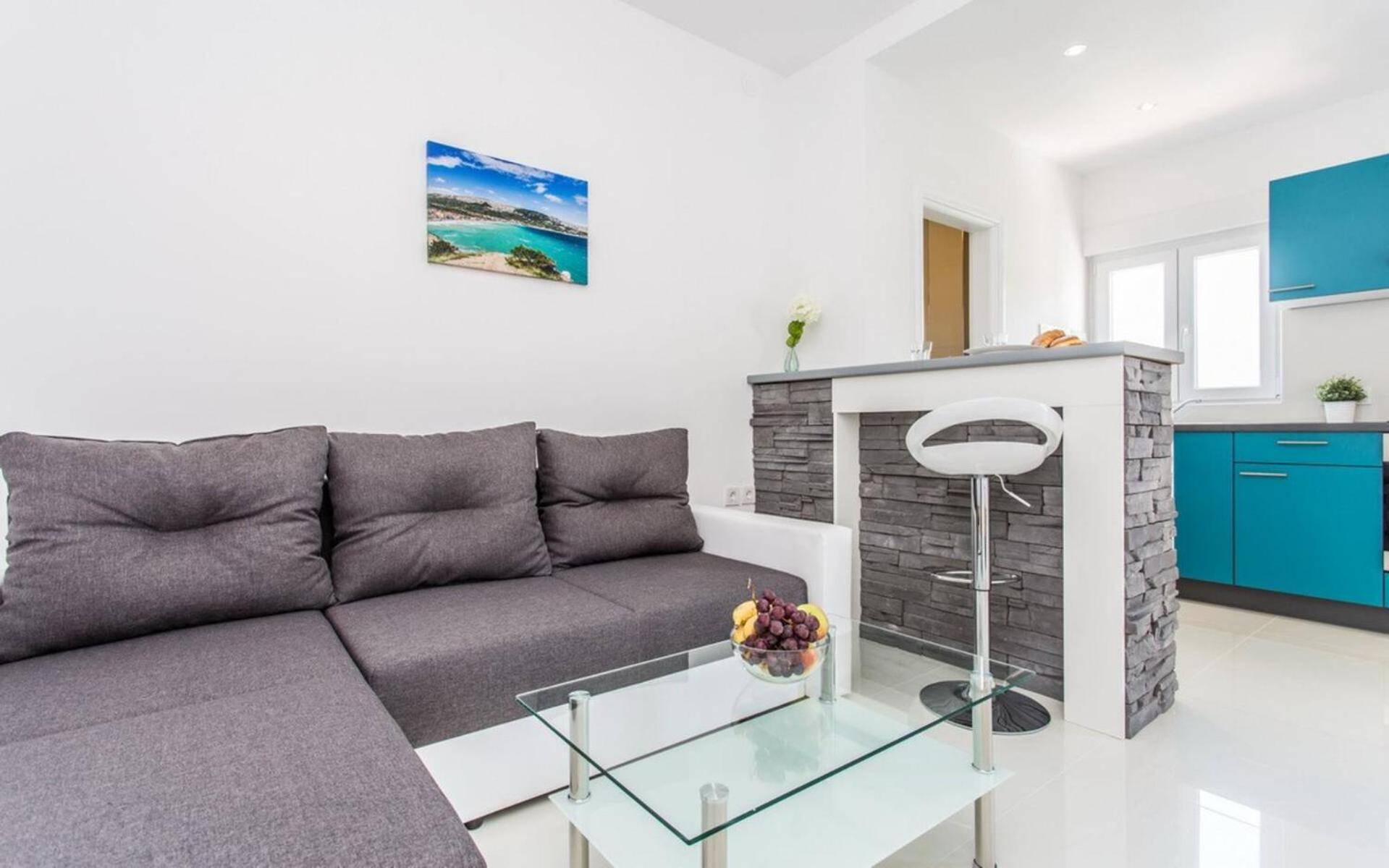 Apartments Bernardeta 1 Башка Экстерьер фото